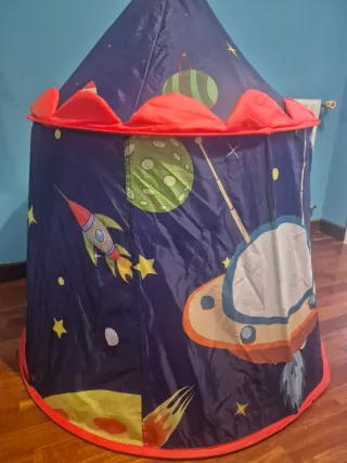 Casita infantil temática espacial