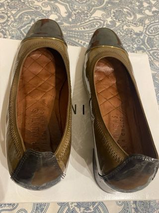 Zapatos Hispanitas Talla 38 Oro y Gris
