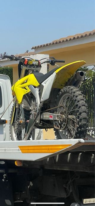Suzuki RMZ 250 4 tiempos