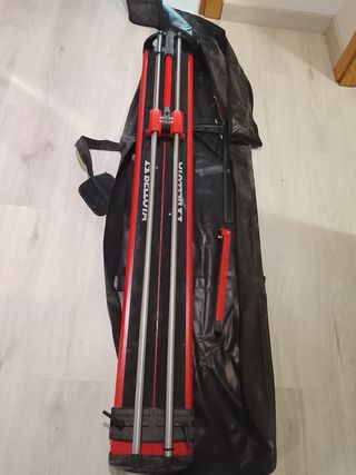 Cortadora de azulejos gran forma Bellota con funda
