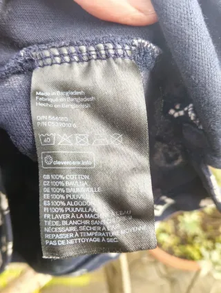 Polo H&M Blu con stampe geometriche