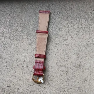 Cinturino vera pelle rosso fibbia oro