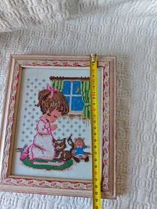 Cuadro punto de cruz niña buenas noches rezar