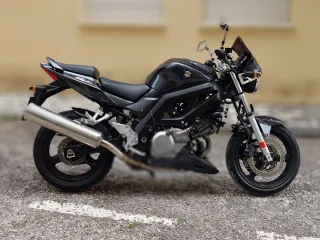 Suzuki SV650 2006 - 13.000km - ITV 2027