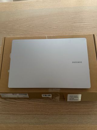 Samsung Galaxy Book 4 15 256GB SSD