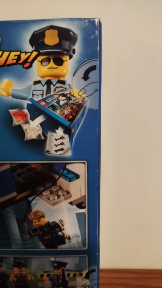 LEGO ORIGINAL SELLADO City 60138 - policía