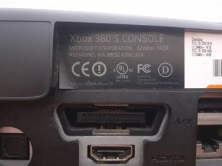 CONSOLLE XBOX 360 SLIM 250 GB.