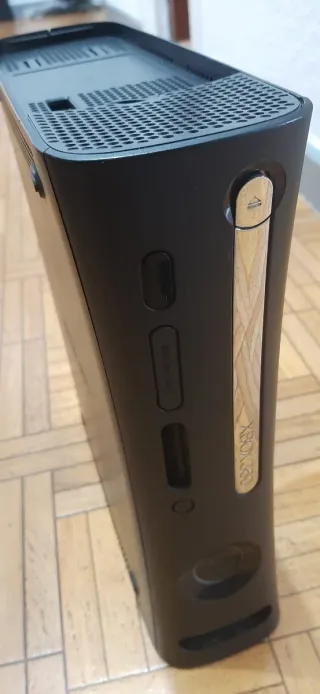 Xbox 360 Elite Negra + Mando