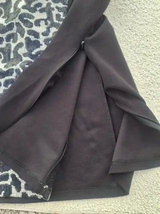 Top Negro T XL. Medidas en descripción