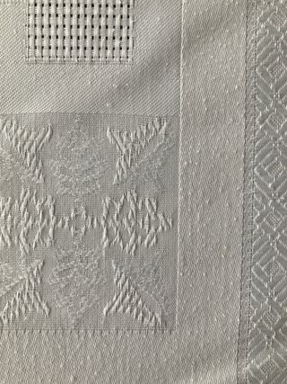 Mantel blanco y 6 servilletas con puntilla crochet