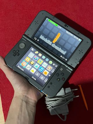 Nintendo NEW 3DS XL