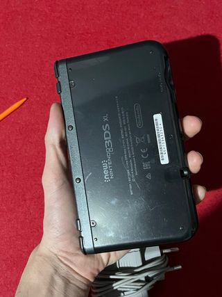 Nintendo NEW 3DS XL