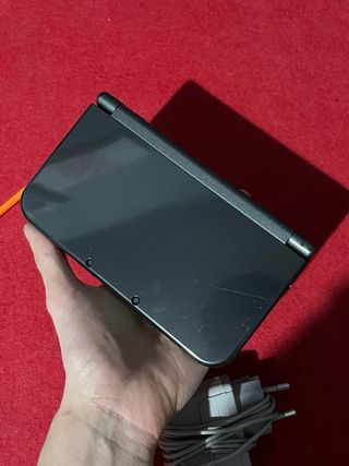 Nintendo NEW 3DS XL