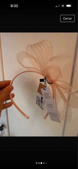 Tocados de pelo beige y rosa