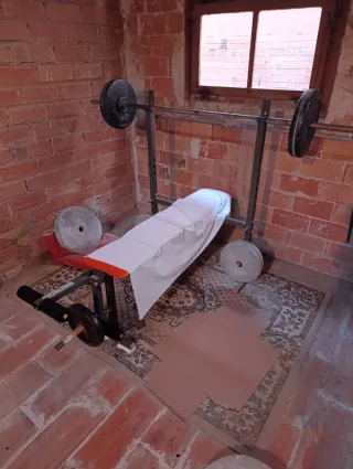 Banco de pesas pecho y piernas