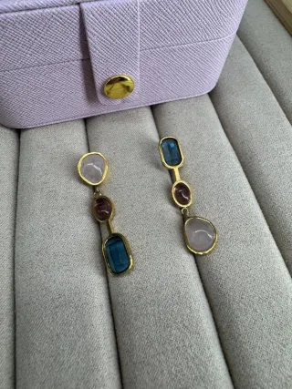 Pendientes largos piedras azules y rosas