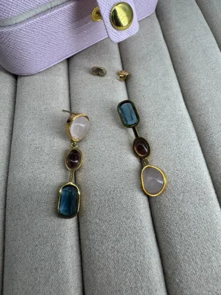 Pendientes largos piedras azules y rosas