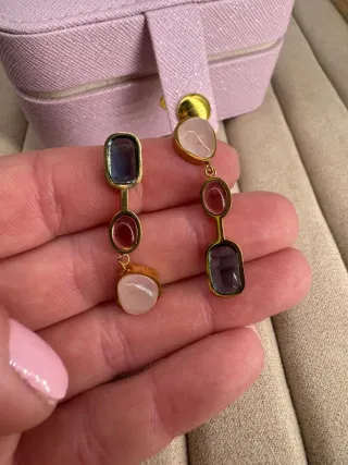 Pendientes largos piedras azules y rosas