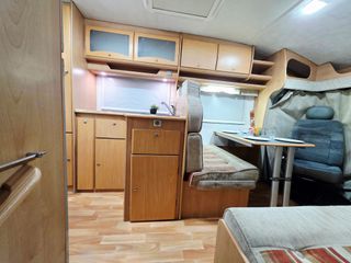 Renault MCLOUIS TANDY PLUS 365 - Aire/Toldo/Nevera