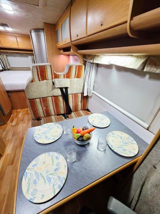 Renault MCLOUIS TANDY PLUS 365 - Aire/Toldo/Nevera