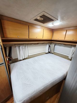 Renault MCLOUIS TANDY PLUS 365 - Aire/Toldo/Nevera