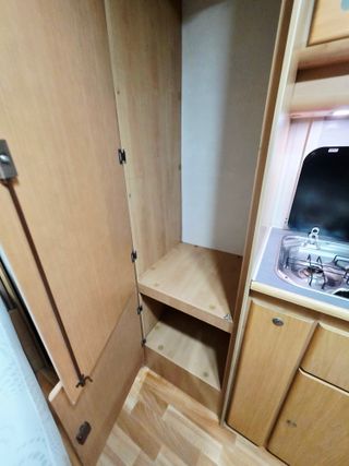 Renault MCLOUIS TANDY PLUS 365 - Aire/Toldo/Nevera