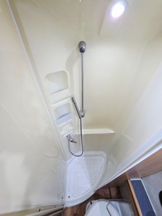 Renault MCLOUIS TANDY PLUS 365 - Aire/Toldo/Nevera