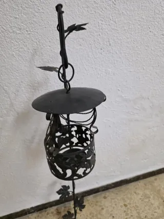 Farol de pie hierro forjado antiguo