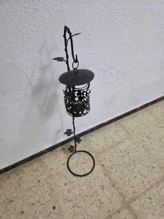 Farol de pie hierro forjado antiguo