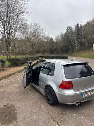 Volkswagen Golf 2001