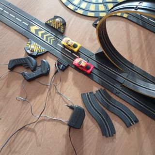 Scalextric Road Racing con 2 Loops