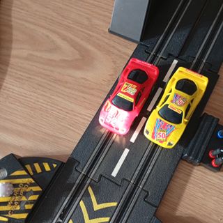 Scalextric Road Racing con 2 Loops