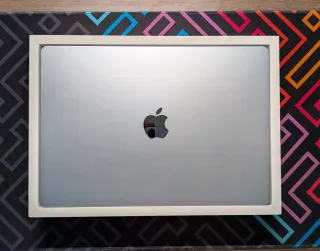 MacBook Air 15" M4 24GB 512GB Azul Cielo