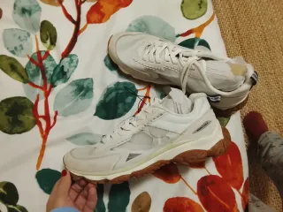 Zapatillas Bimba y Lola Blancas