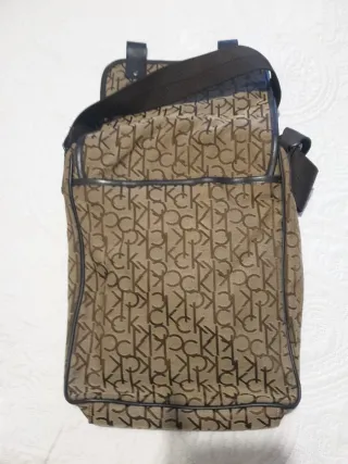 Bolso Calvin Klein unisex estampado