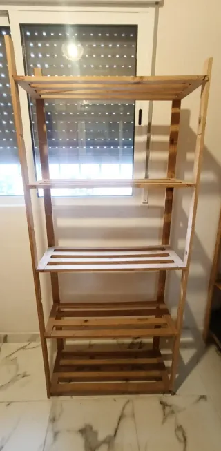 Estantería de madera 4 niveles