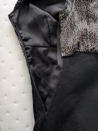 Vestido Zara XS Negro y Leopardo