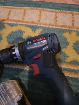 Taladro Bosch GSB 18V y Amoladora