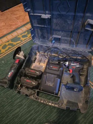 Taladro Bosch GSB 18V y Amoladora