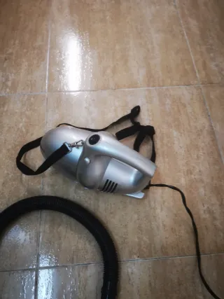Mini aspiradora portátil con manguera