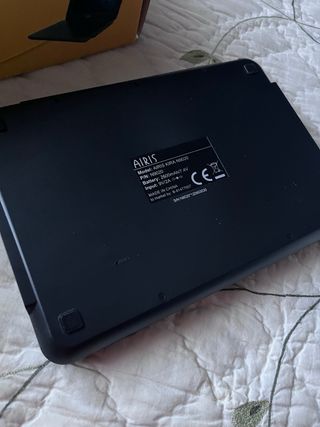 Computer portatile Airis Kira Series