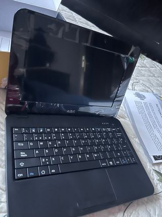 Computer portatile Airis Kira Series