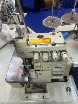 Remalladora Juki MO-6700 4 hilos