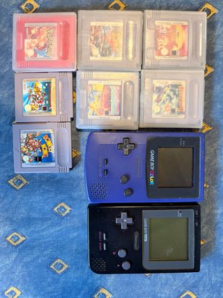 Nintendo Game Boy Color e Pocket con giochi