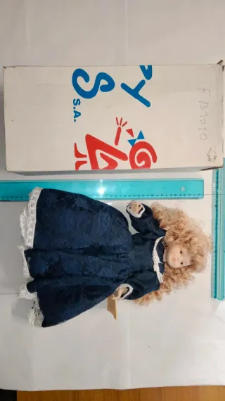 Lotto 3 bambole porcellana Happy Dolls 1999