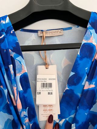 Abito da donna floreale firmato "Rinascimento"