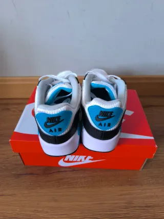 Nike Air Max 90