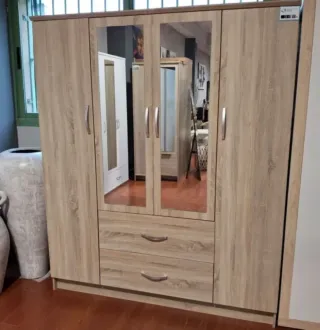 Armario 4 puertas con espejo