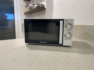 Microondas Orbegozo Blanco