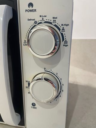 Microondas Orbegozo Blanco